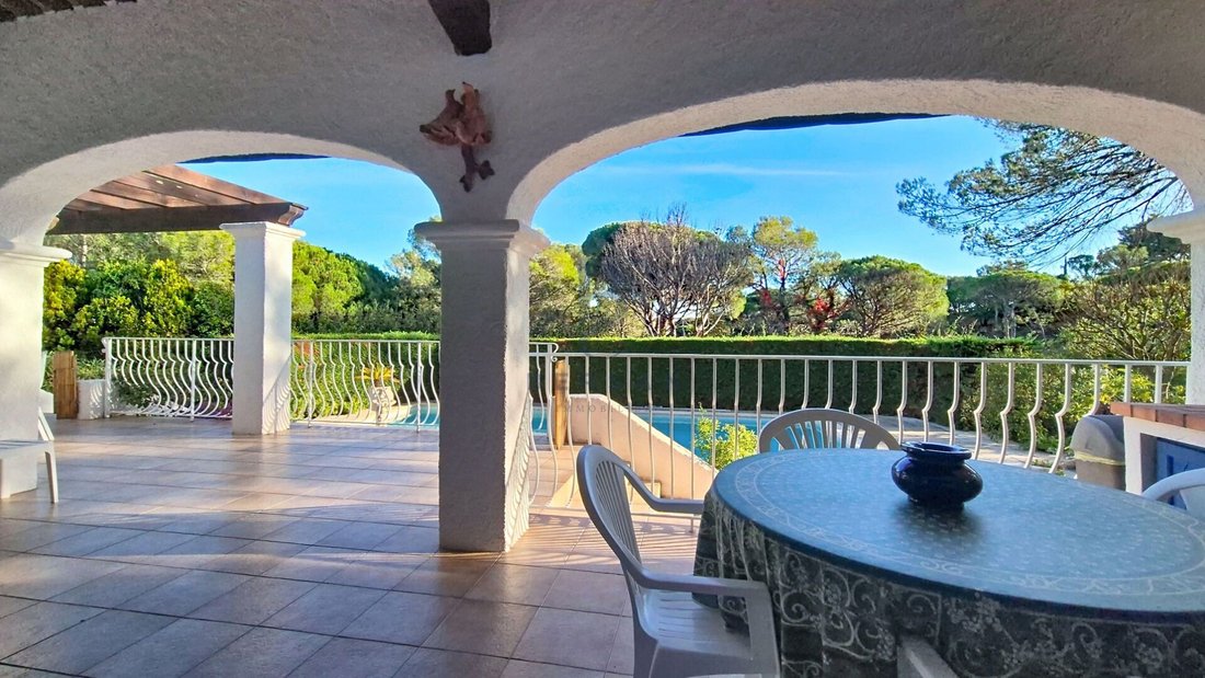 Villa in Le Dramont-Agay-Anthéor-Le Trayas, Saint-Raphaël, France 4 - 16656373
