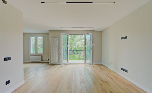 Apartment in Forêt, Saint-Germain-en-Laye, France 1