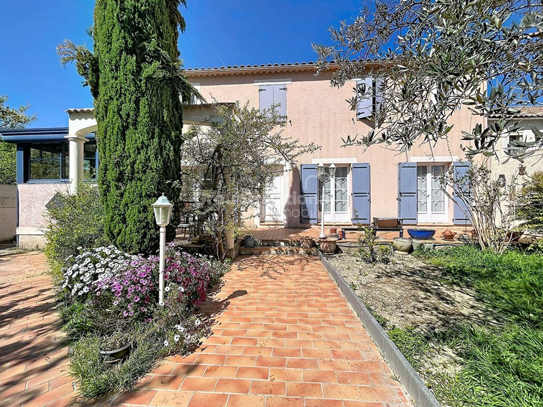 House in Avignon, Provence-Alpes-Côte d'Azur, France 1 - 17844453