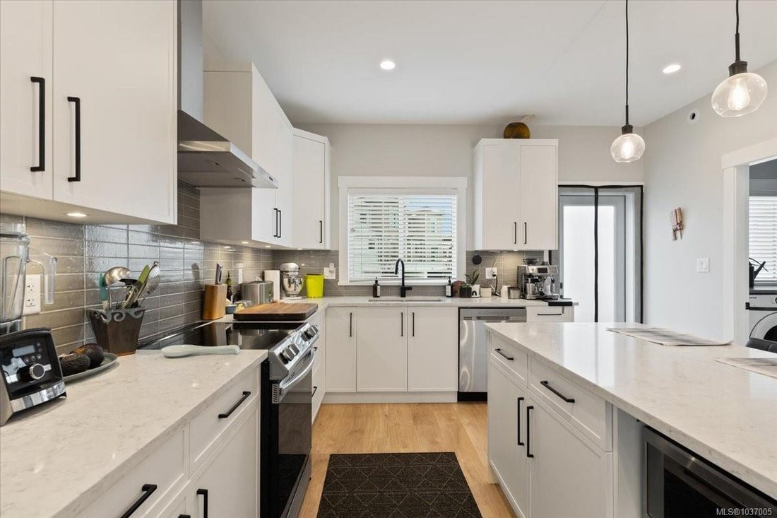 House in Langford, British Columbia, Canada 4 - 17934686
