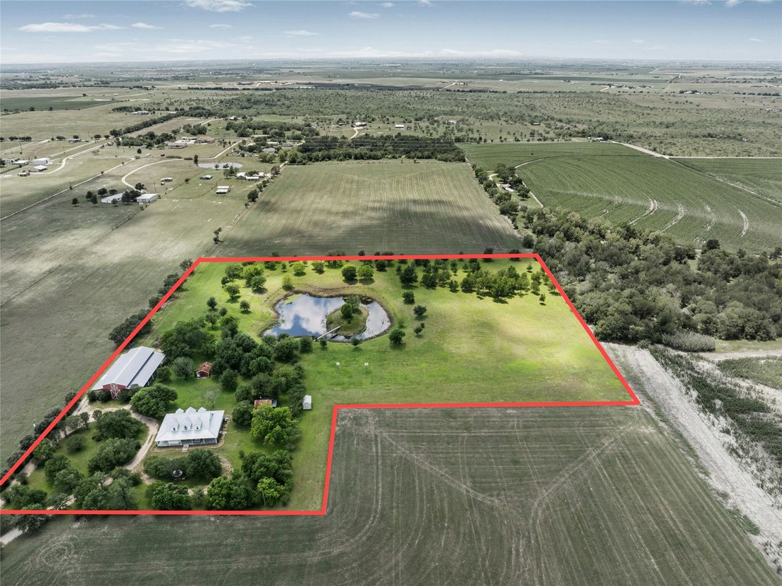 Farm Ranch in Elgin, Texas, United States 3 - 17944818