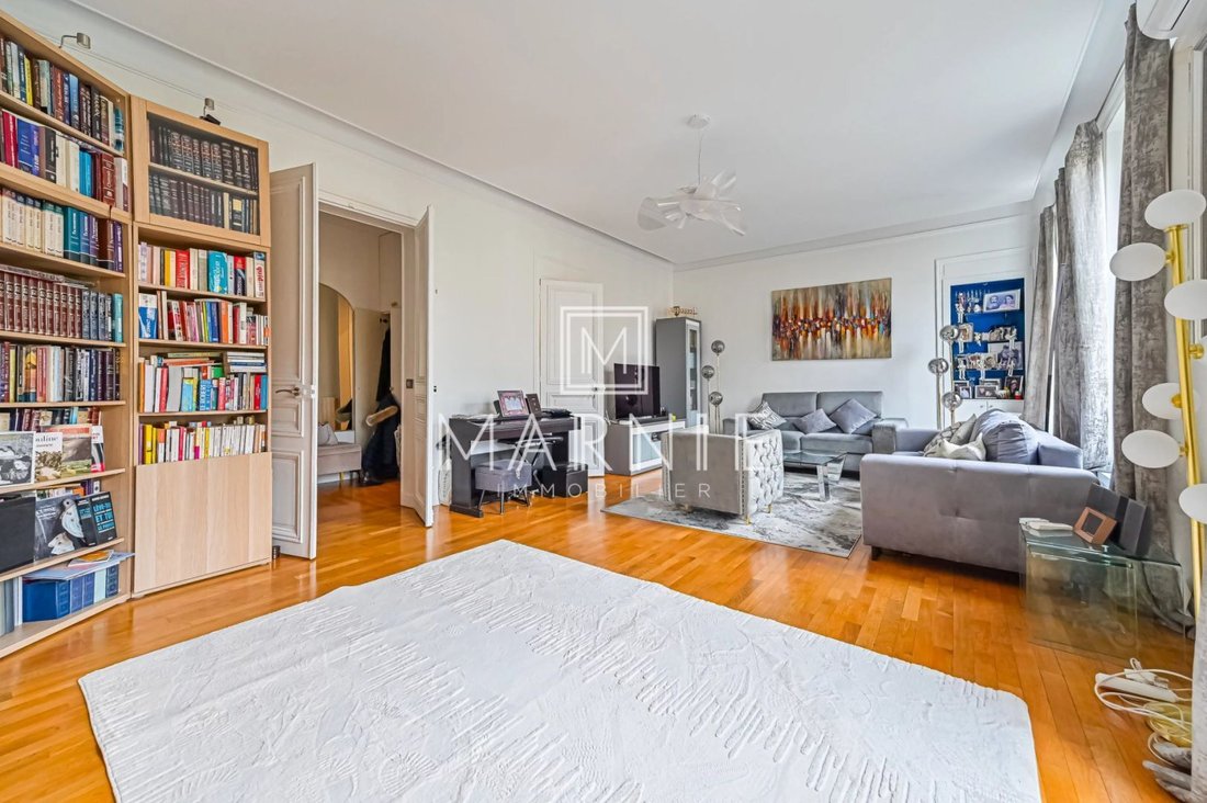 Apartment in Clignancourt-Jules Joffrin, Paris 18e Arrondissement, Paris 3 - 17456813