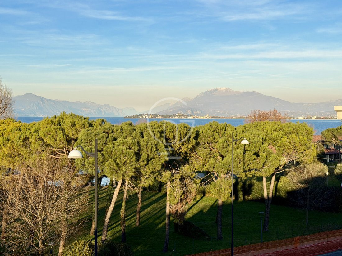 Apartment in Rivoltella, Desenzano del Garda, Lombardy 1 - 17931439