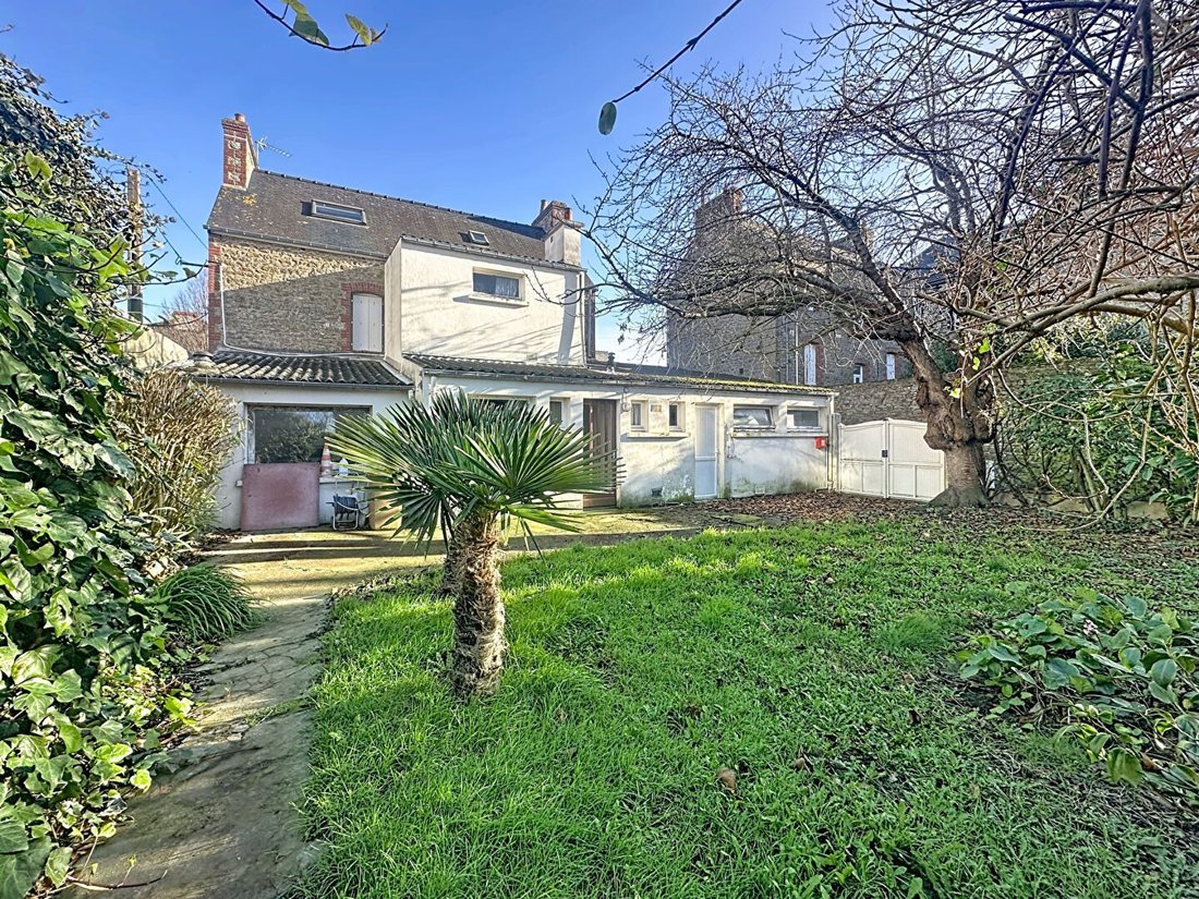 House in Gare-La Saudrais-La Vicomte, Dinard, France 2 - 16918227