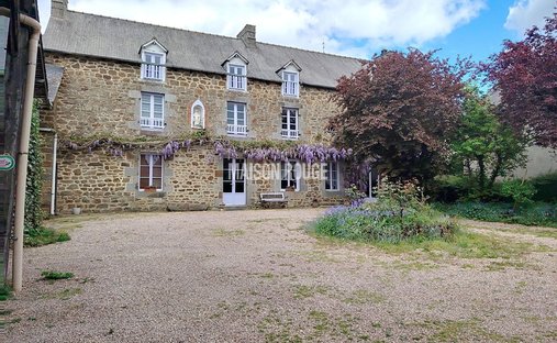 House in La Chapelle-aux-Filtzmeens, Brittany, France 1