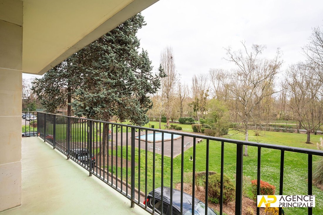 Apartment in Napoleon, Maisons-Laffitte, France 5 - 17557802