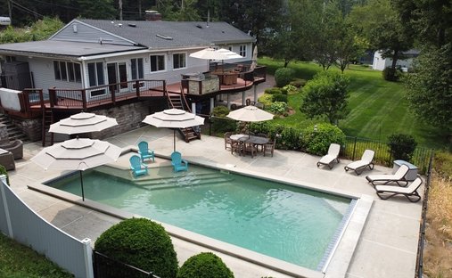 House in Middleton, Massachusetts, United States 1