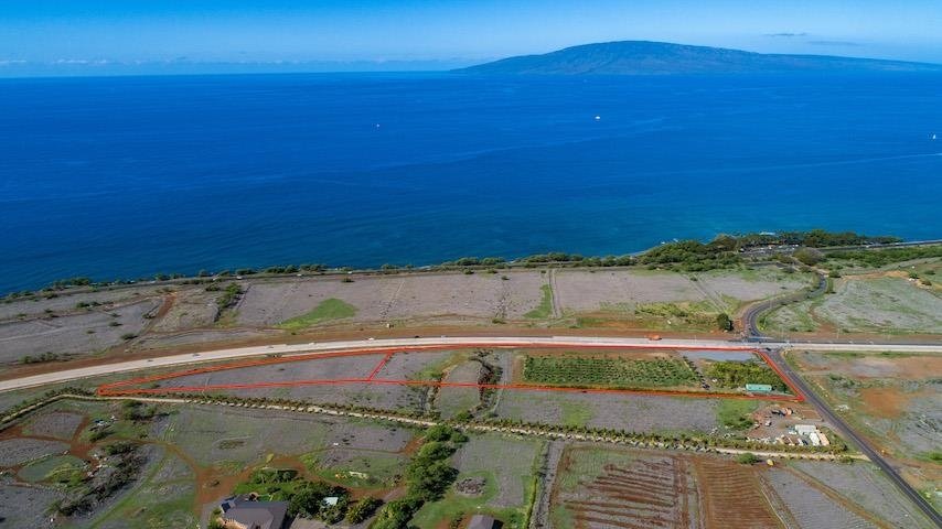 Land in Lahaina, Hawaii, United States 1 - 17936393