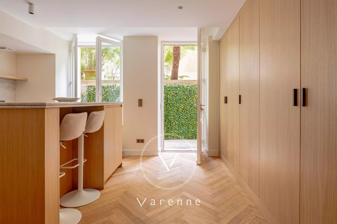 Appartement à Saint Thomas d'Aquin, Paris 7e Arrondissement, Paris 3 - 17941137