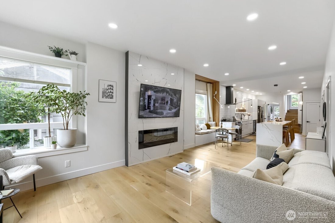 House in Seattle, Washington, United States 4 - 17936727