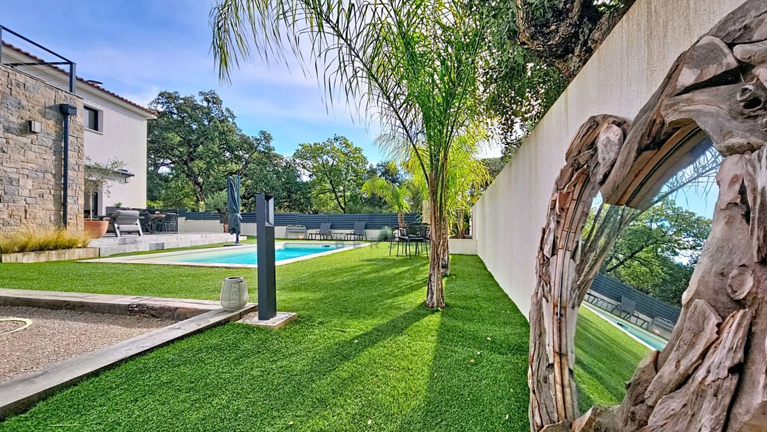 Villa in Exterieurs, Frejus, France 2 - 16466936