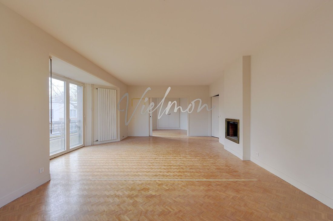 Apartment in Forêt, Saint-Germain-en-Laye, France 4 - 17313134