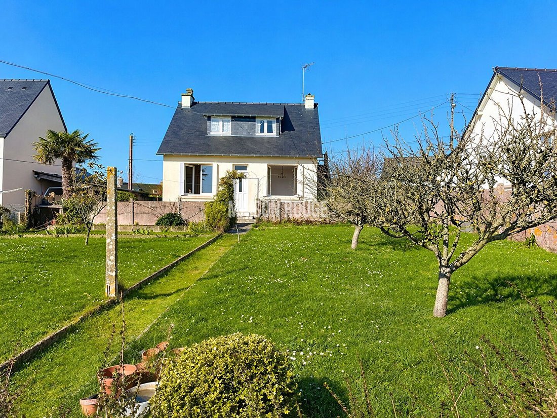 House in Saint-Briac-sur-Mer, Brittany, France 1 - 16065988