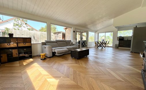 House in Carrieres-sous-Poissy, Ile-de-France, France 1