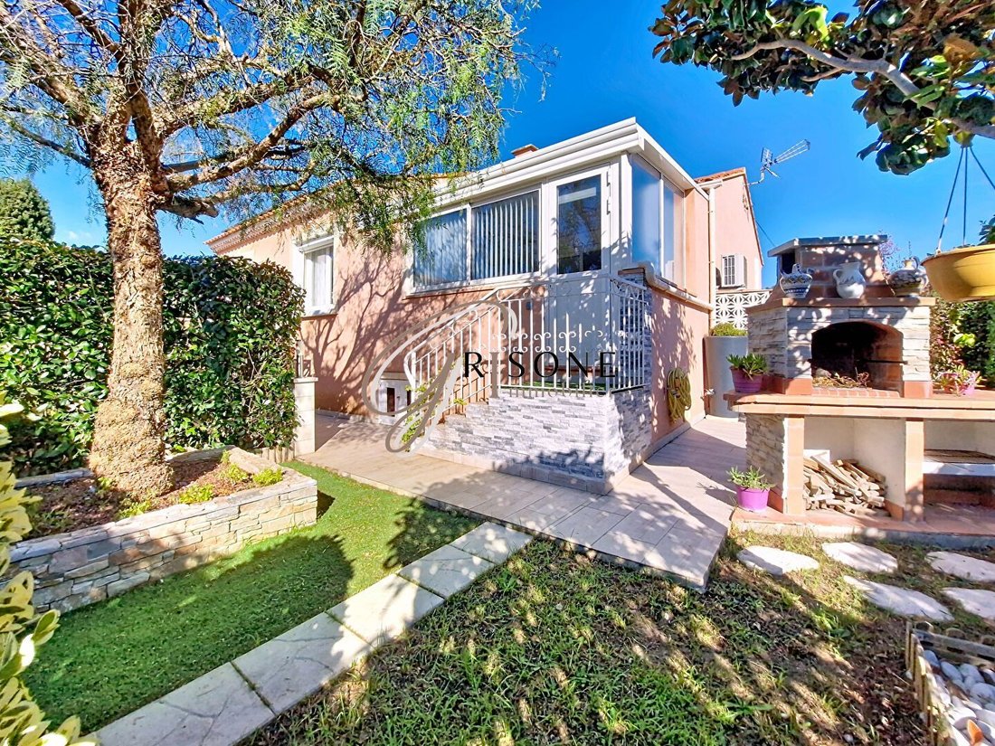 Villa in Coste Chaude-Mauveou, La Seyne-sur-Mer, France 1 - 17812886