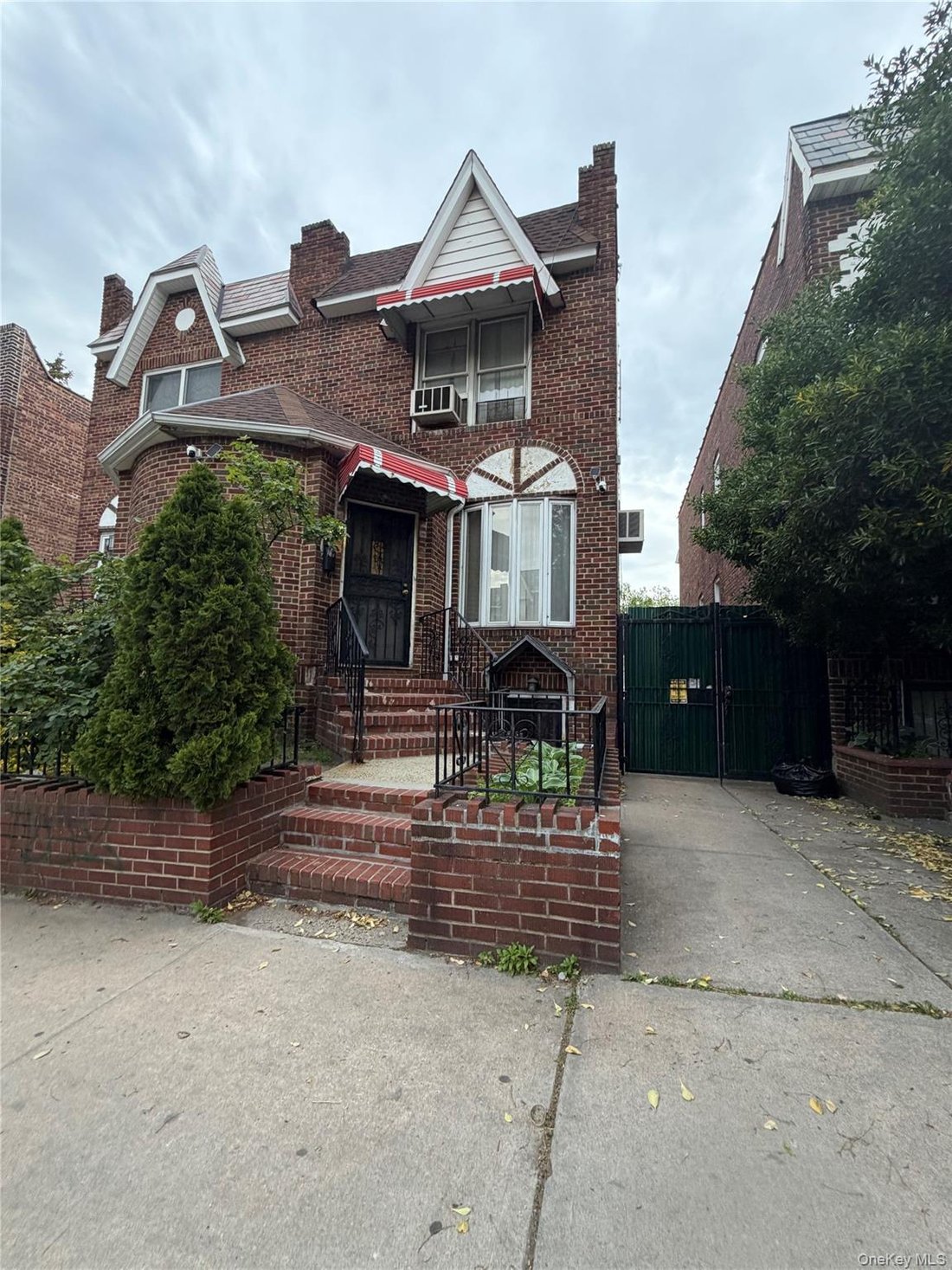 House in New York, New York, United States 1 - 17937139