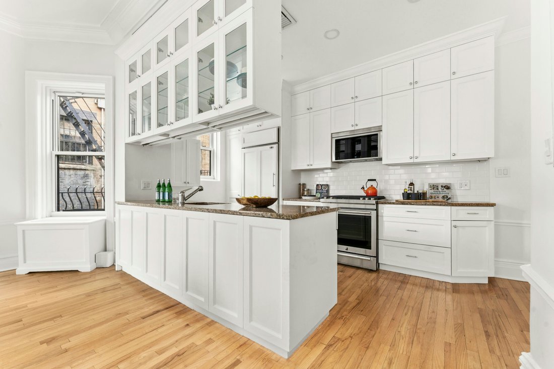 Co Op in New York, New York, United States 5 - 16747631
