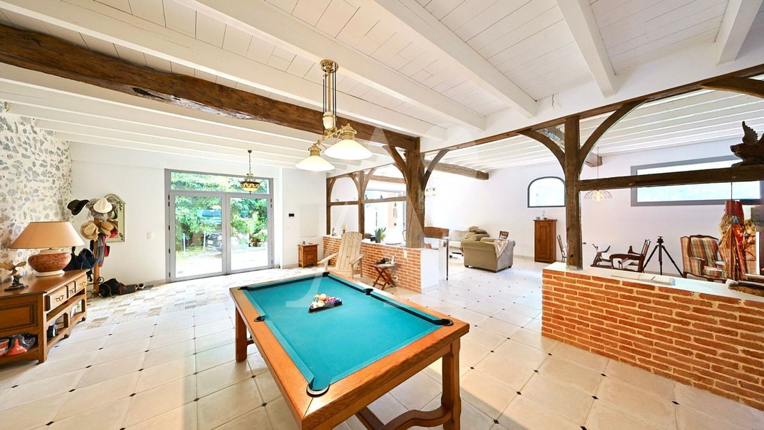Villa in Saint-Martin-de-Hinx, Nouvelle-Aquitaine, France 5 - 15960839