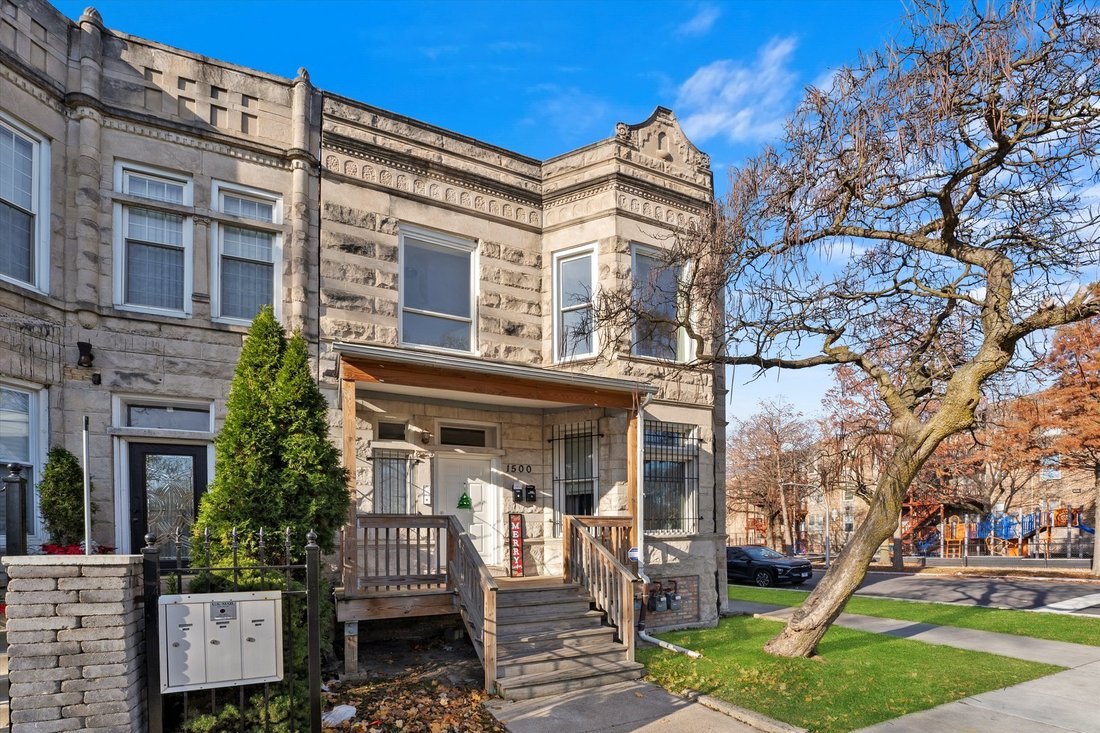 Chicago, Illinois, United States 3 - 17942570