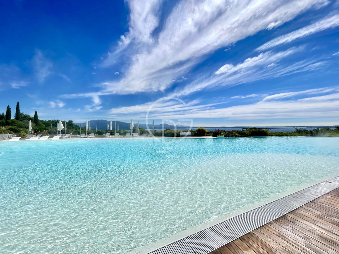 Apartment in Hill Zone, Padenghe sul Garda, Lombardy 4 - 17931523