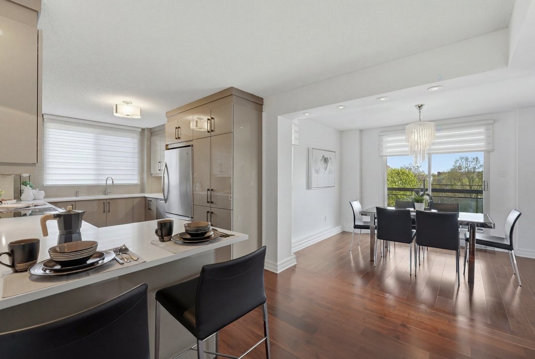 Condominio a Saint-Lambert, Québec, Canada 2 - 17934762