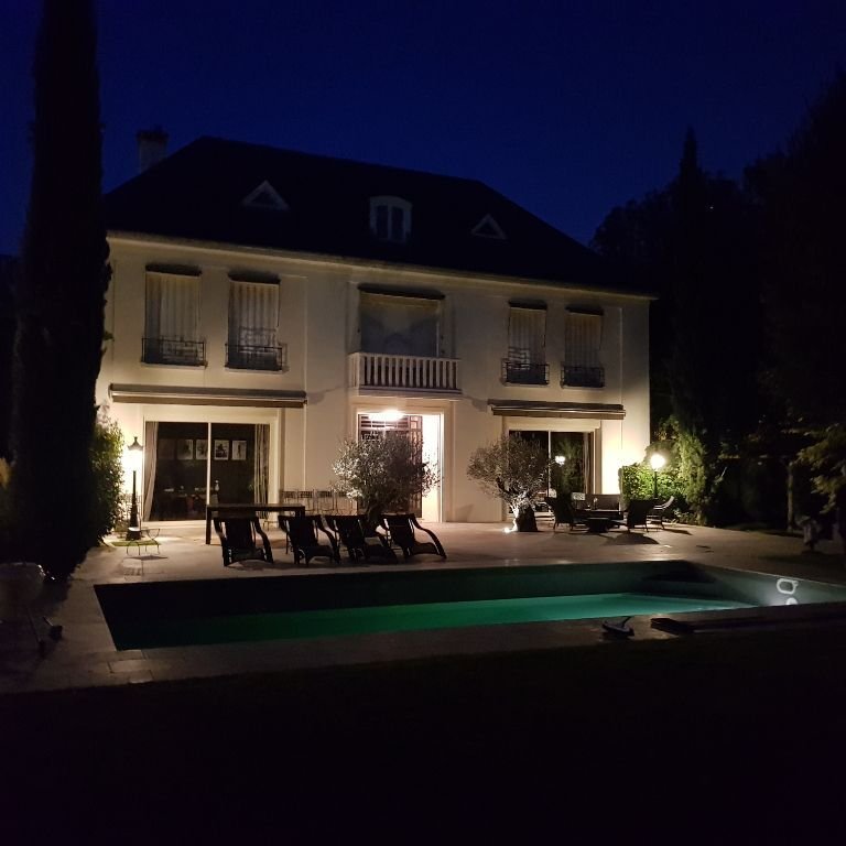 Villa in Napoleon, Maisons-Laffitte, France 1 - 16065923