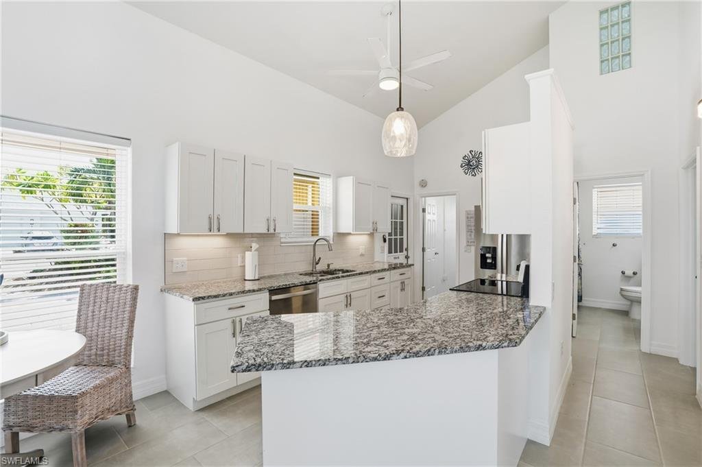 House in Fort Myers Beach, Florida, United States 4 - 17944504