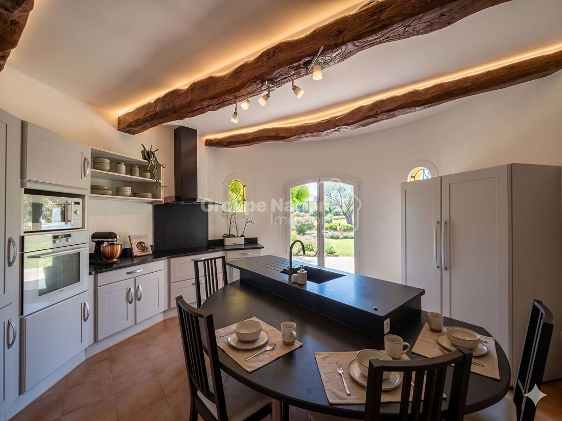 House in Bouc-Bel-Air, Provence-Alpes-Côte d'Azur, France 5 - 17837223