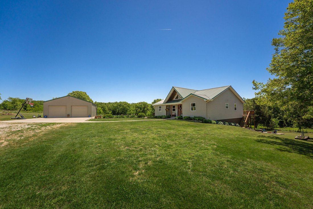 House in Hartville, Missouri, United States 4 - 17935404