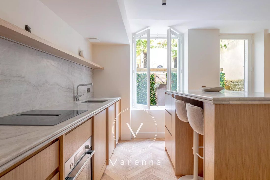 Appartement à Saint Thomas d'Aquin, Paris 7e Arrondissement, Paris 1 - 17941137