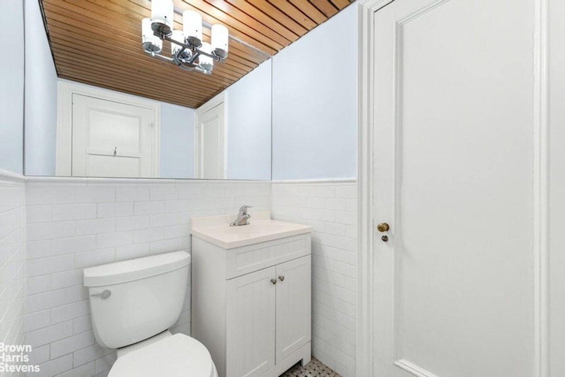 Co Op in New York, New York, United States 4 - 16748435