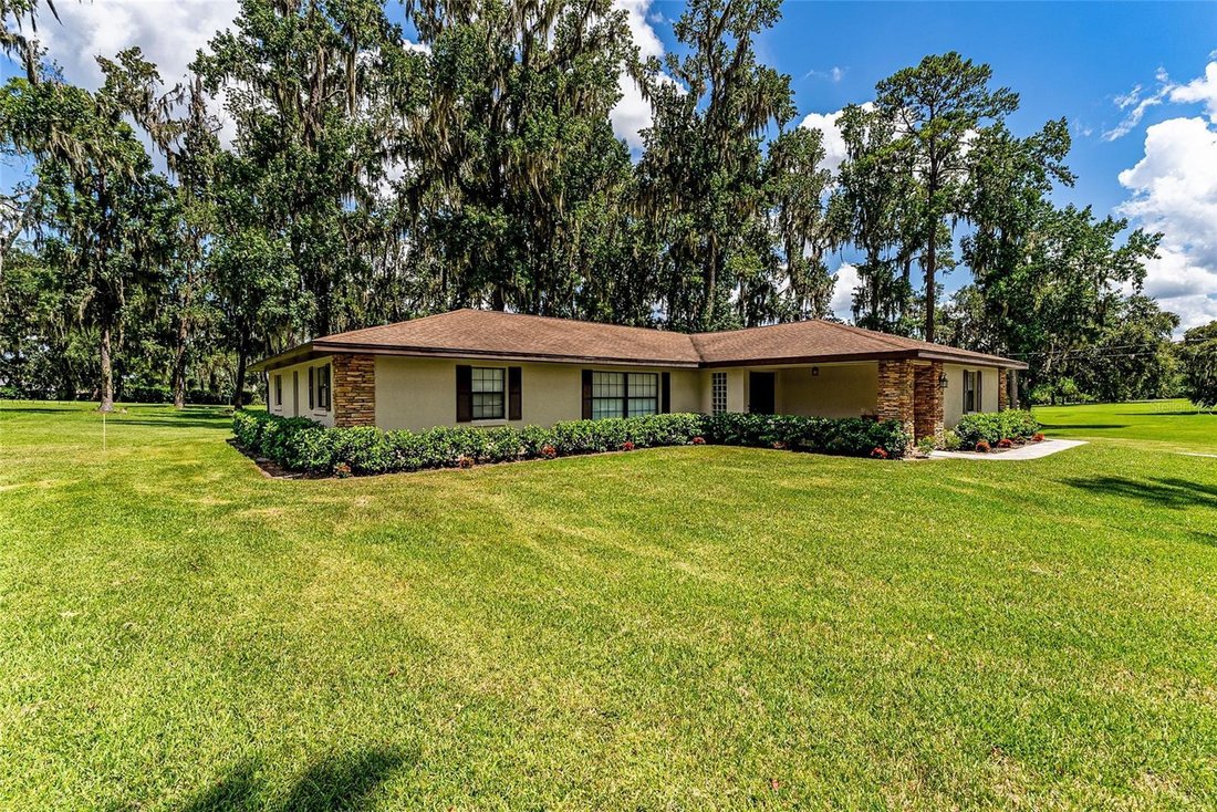 House in Ocala, Florida, United States 2 - 17930043