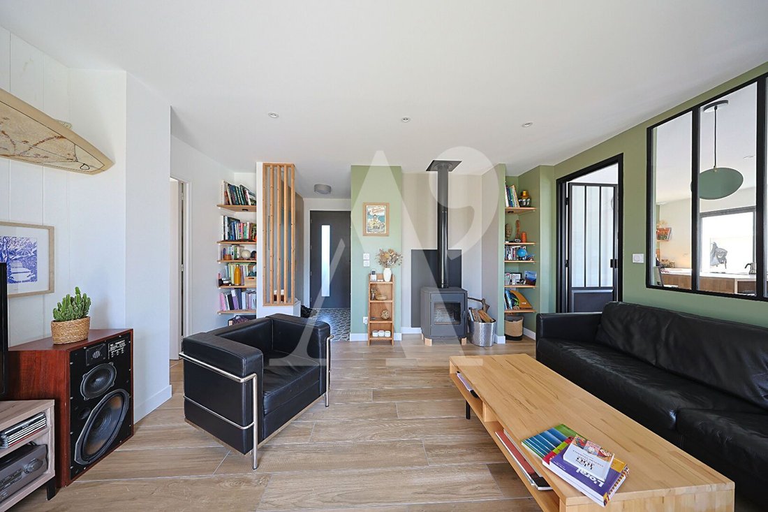 House in Saint-Palais-sur-Mer, Nouvelle-Aquitaine, France 4 - 15960939