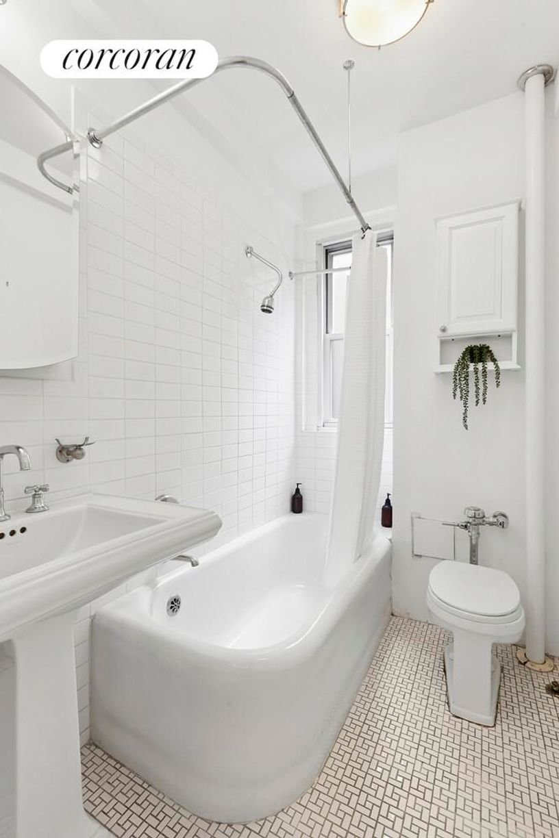 Co Op in New York, New York, United States 4 - 16719738