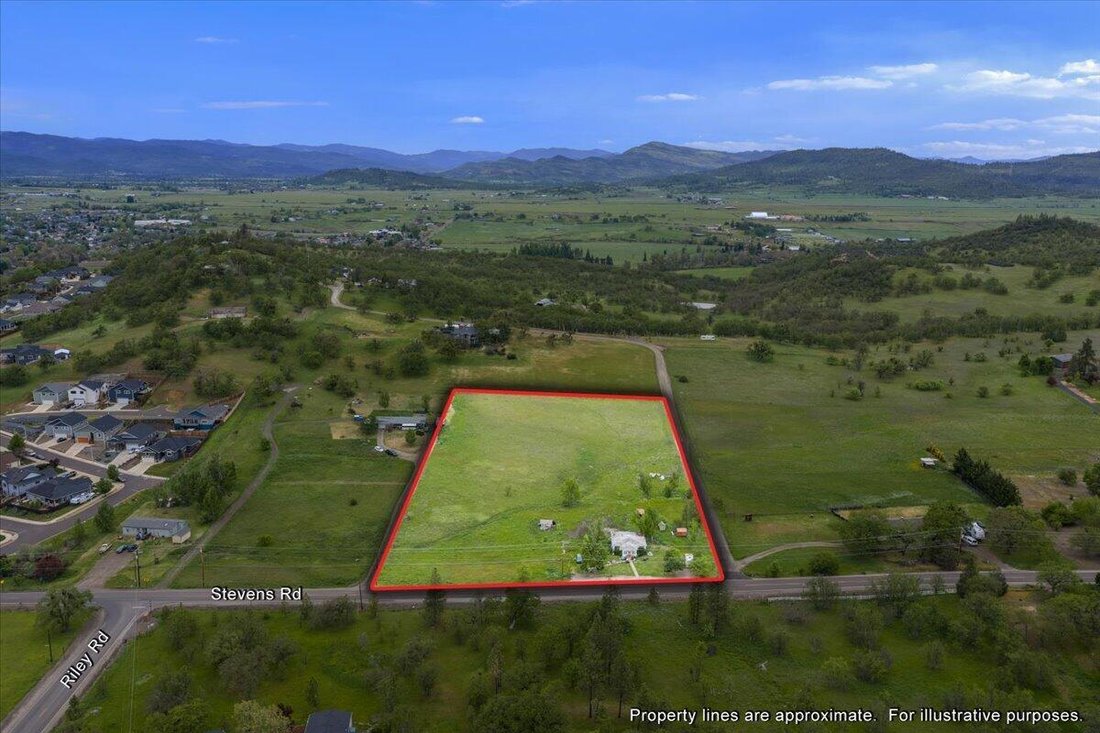 House in Eagle Point, Oregon, United States 4 - 17933488
