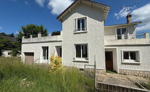 House in L'Étang-la-Ville, Ile-de-France, France 1