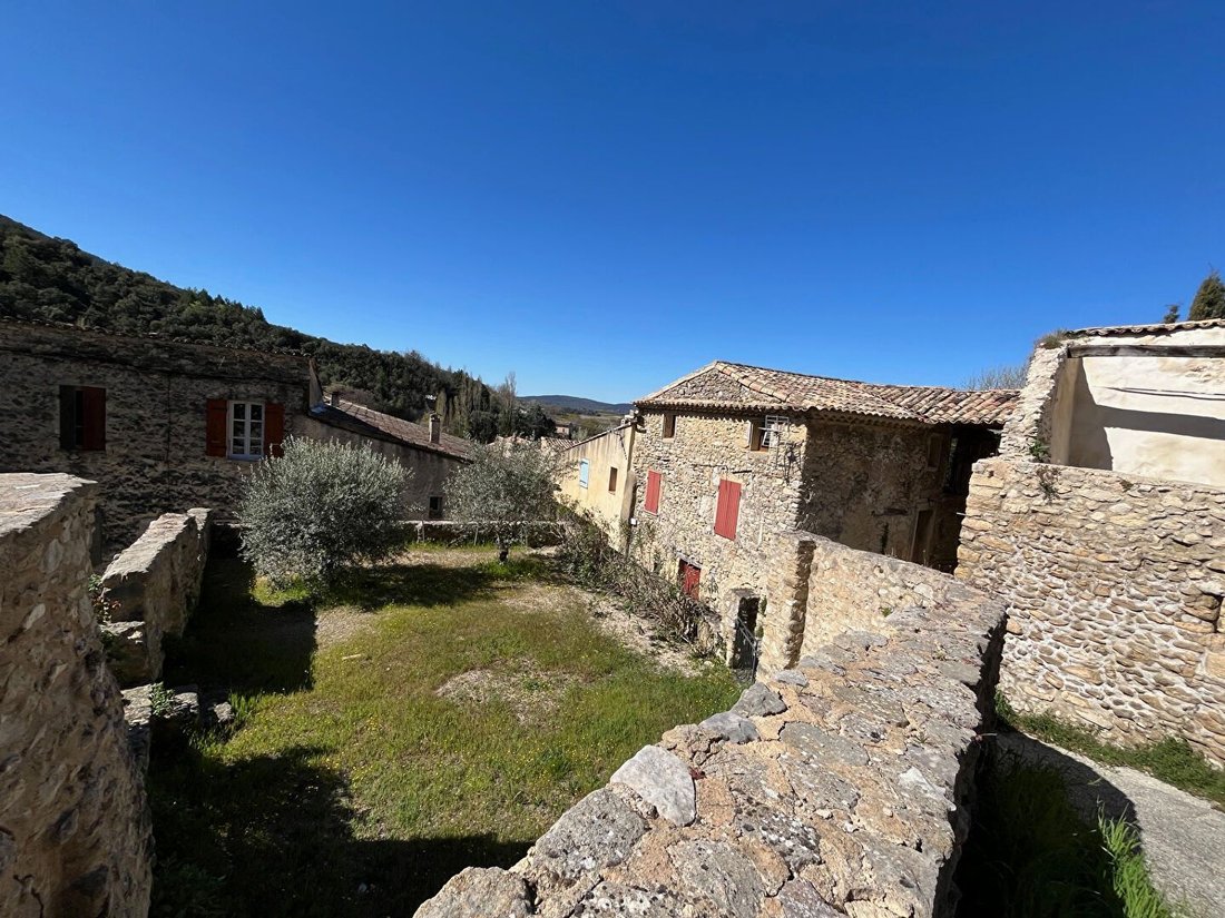 House in Beaumont-du-Ventoux, Provence-Alpes-Côte d'Azur, France 4 - 17686489