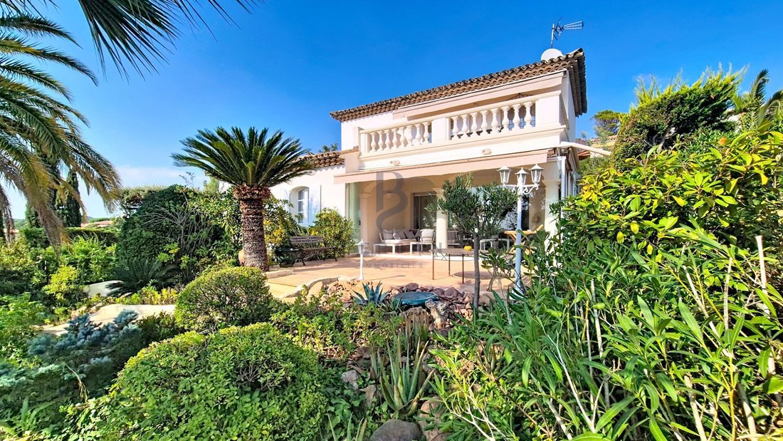 Villa in Le Dramont-Agay-Anthéor-Le Trayas, Saint-Raphaël, France 5 - 16409096