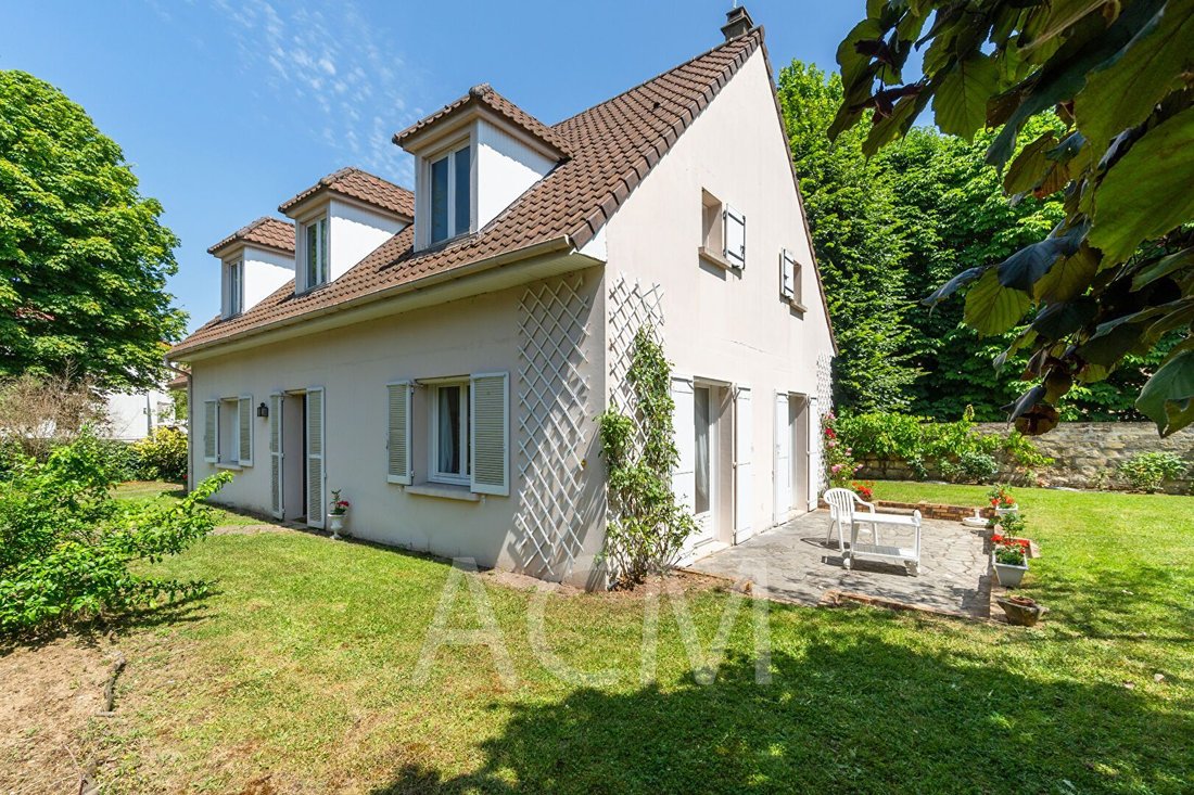 House in Napoleon, Maisons-Laffitte, France 1 - 16066062