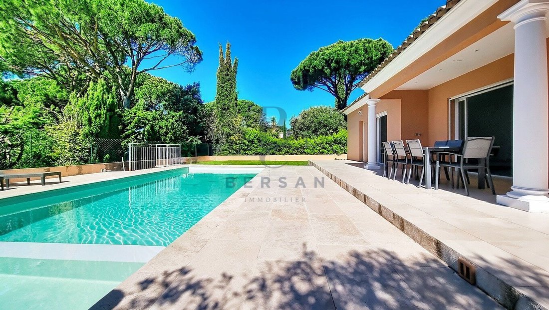 Villa in Exterieurs, Frejus, France 2 - 17756134