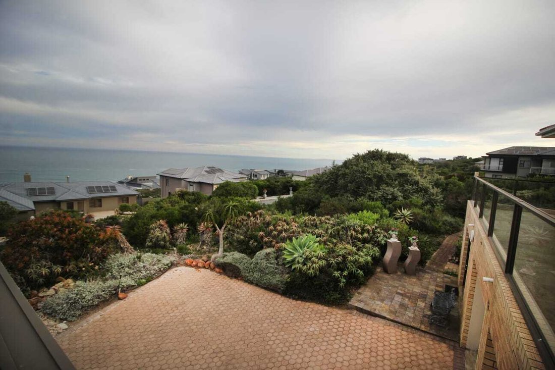 House in Mossel Bay Golf Estate, Western Cape, South Africa 5 - 17943091