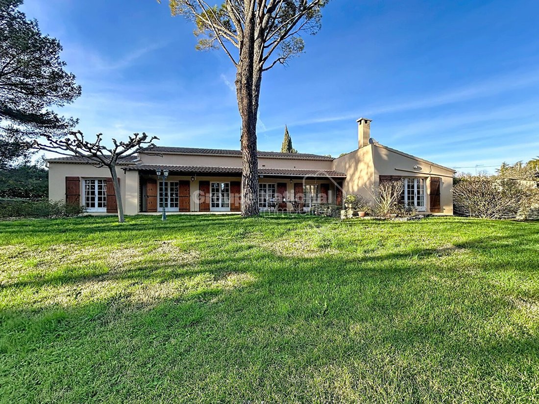 House in Orange, Provence-Alpes-Côte d'Azur, France 1 - 17433587