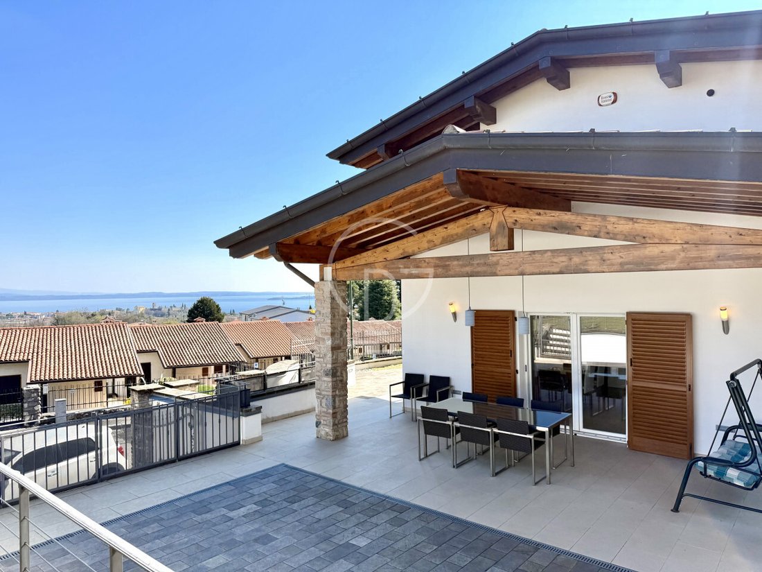 Villa in Soiano del Lago, Lombardy, Italy 1 - 17931202
