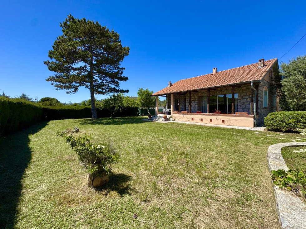 Villa in Levens, Provence-Alpes-Côte d'Azur, France 2 - 17929489