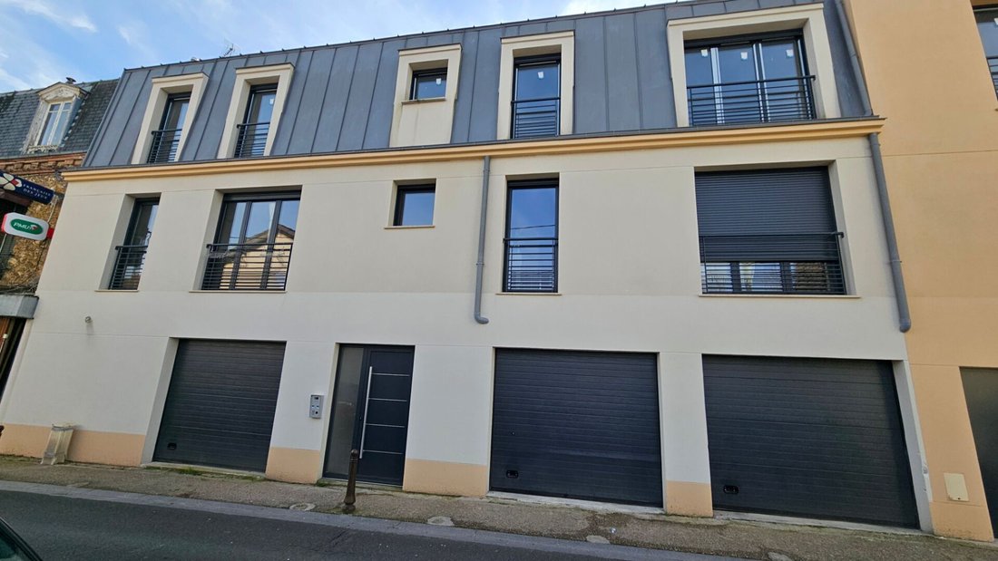 Apartment in Napoleon, Maisons-Laffitte, France 2 - 16099712