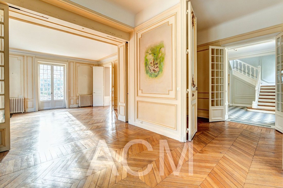 Villa in Napoleon, Maisons-Laffitte, France 4 - 16066316