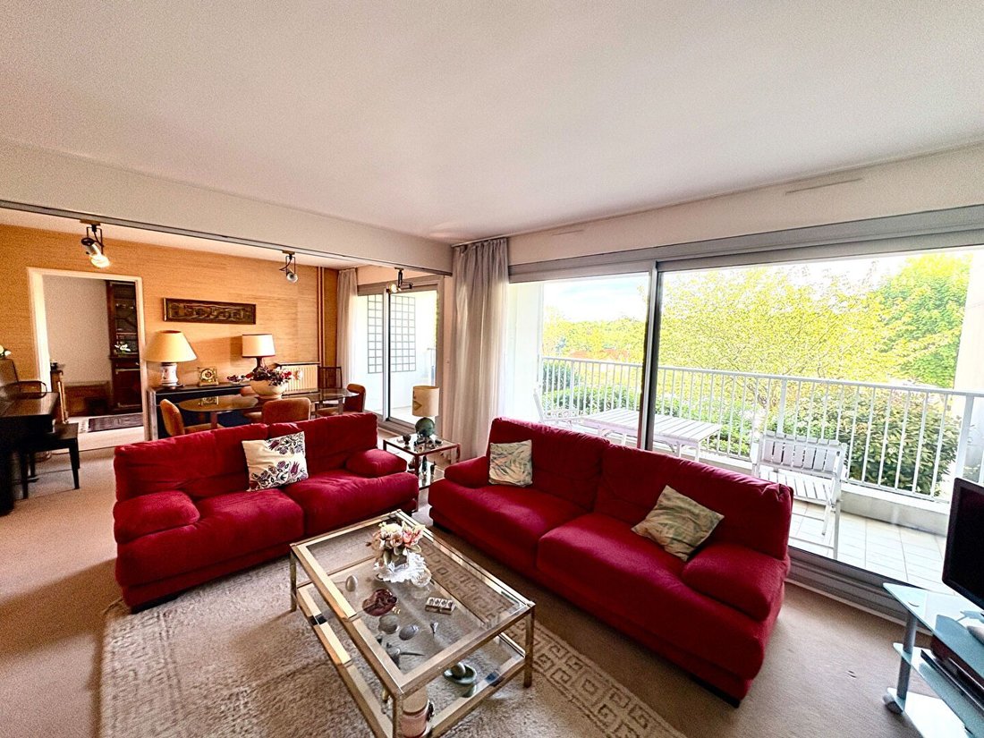 Apartment in Marly-le-Roi, Ile-de-France, France 1 - 16217358