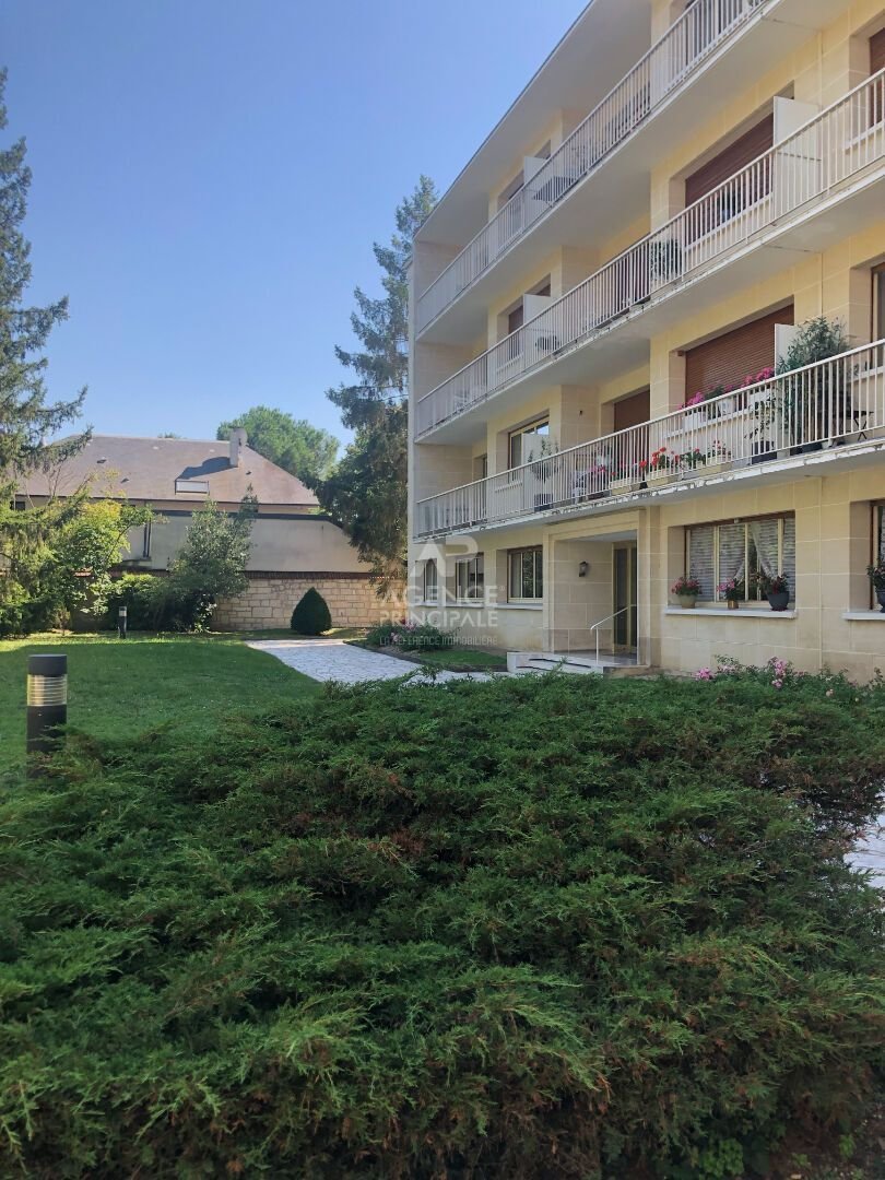 Apartment in Napoleon, Maisons-Laffitte, France 2 - 17829089