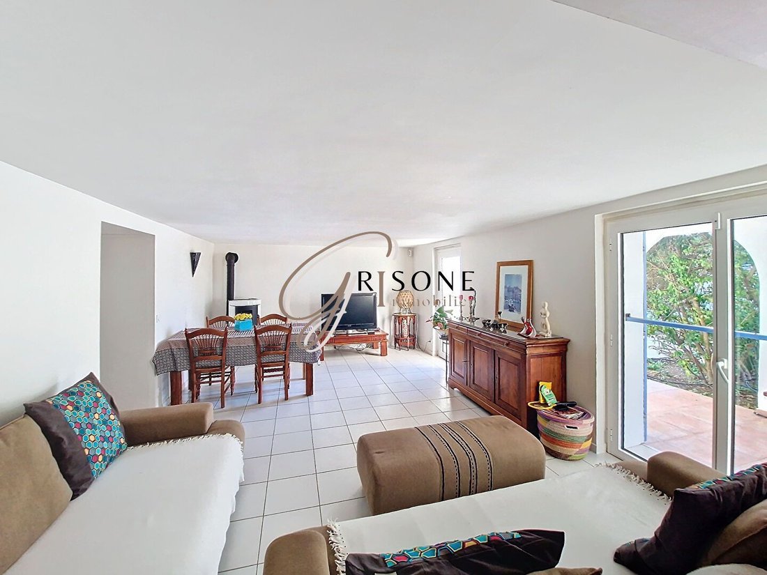 Villa in Nord, Sanary-sur-Mer, France 2 - 16466998