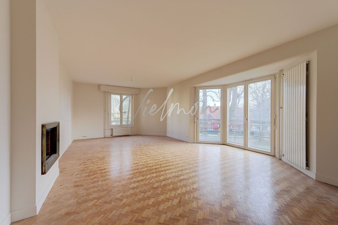 Apartment in Forêt, Saint-Germain-en-Laye, France 2 - 17313134